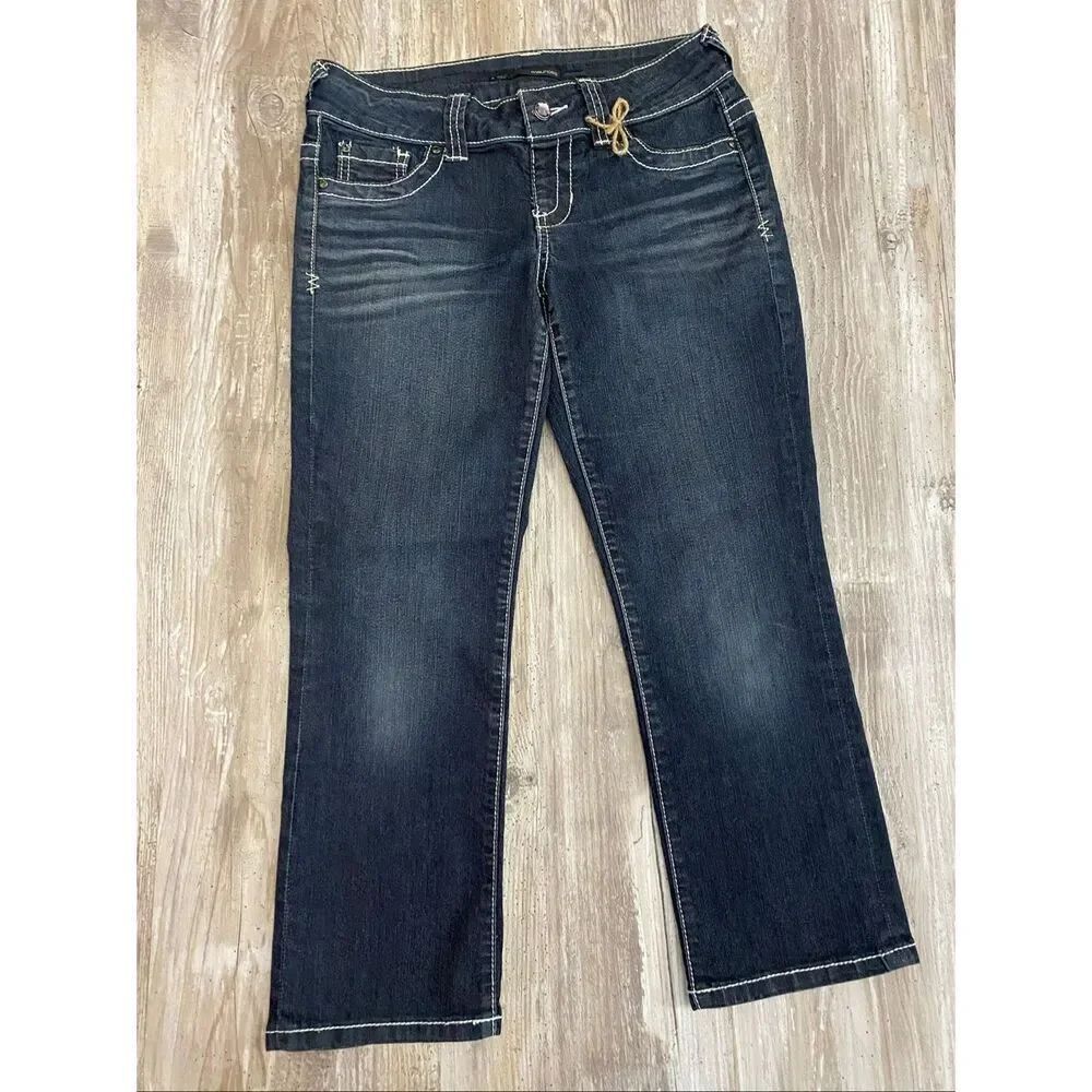Maurices Low Rise Capri Crop Jeans Stretch Rhinestones Sequins Women’s Sz Small